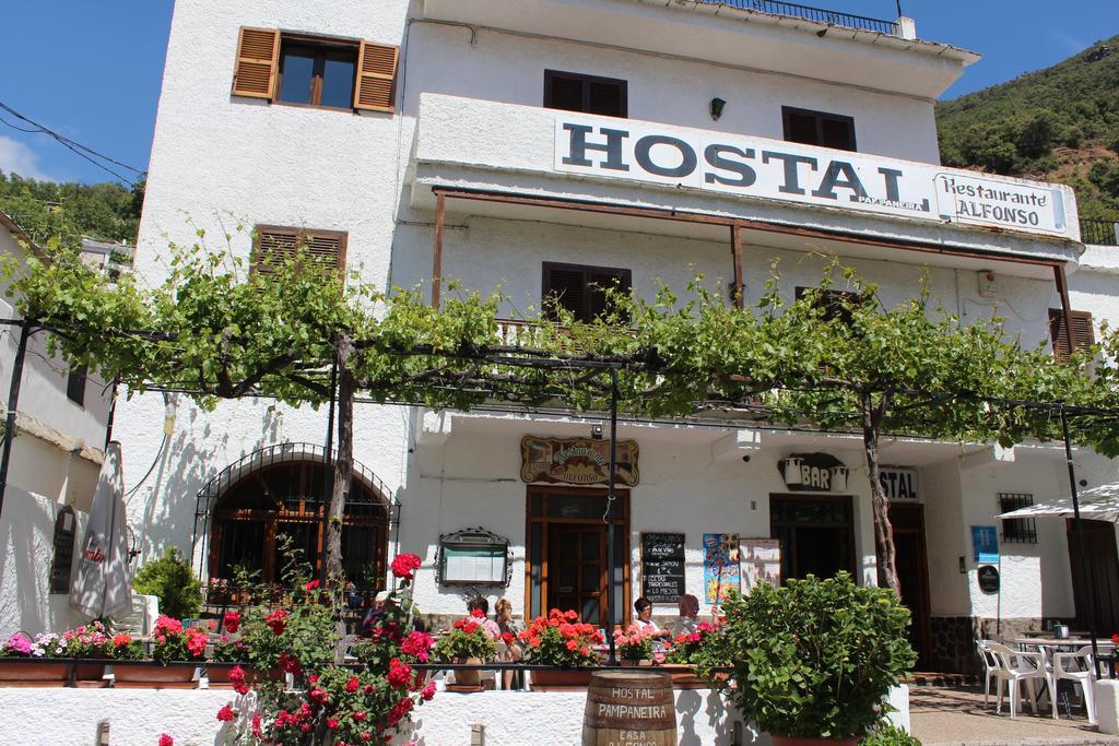 Hostal Pampaneira Exterior photo